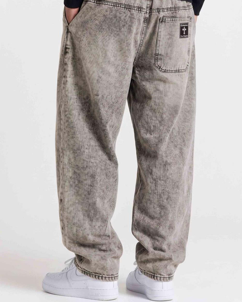 Calça Jeans Compton Cruz Cinza Costas